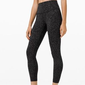Lululemon Leopard Print Wunder Under 26”